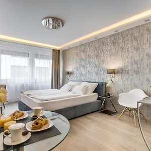 Apartamento Danube Corso Boutique