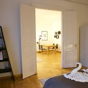 Apartamento Five Season's